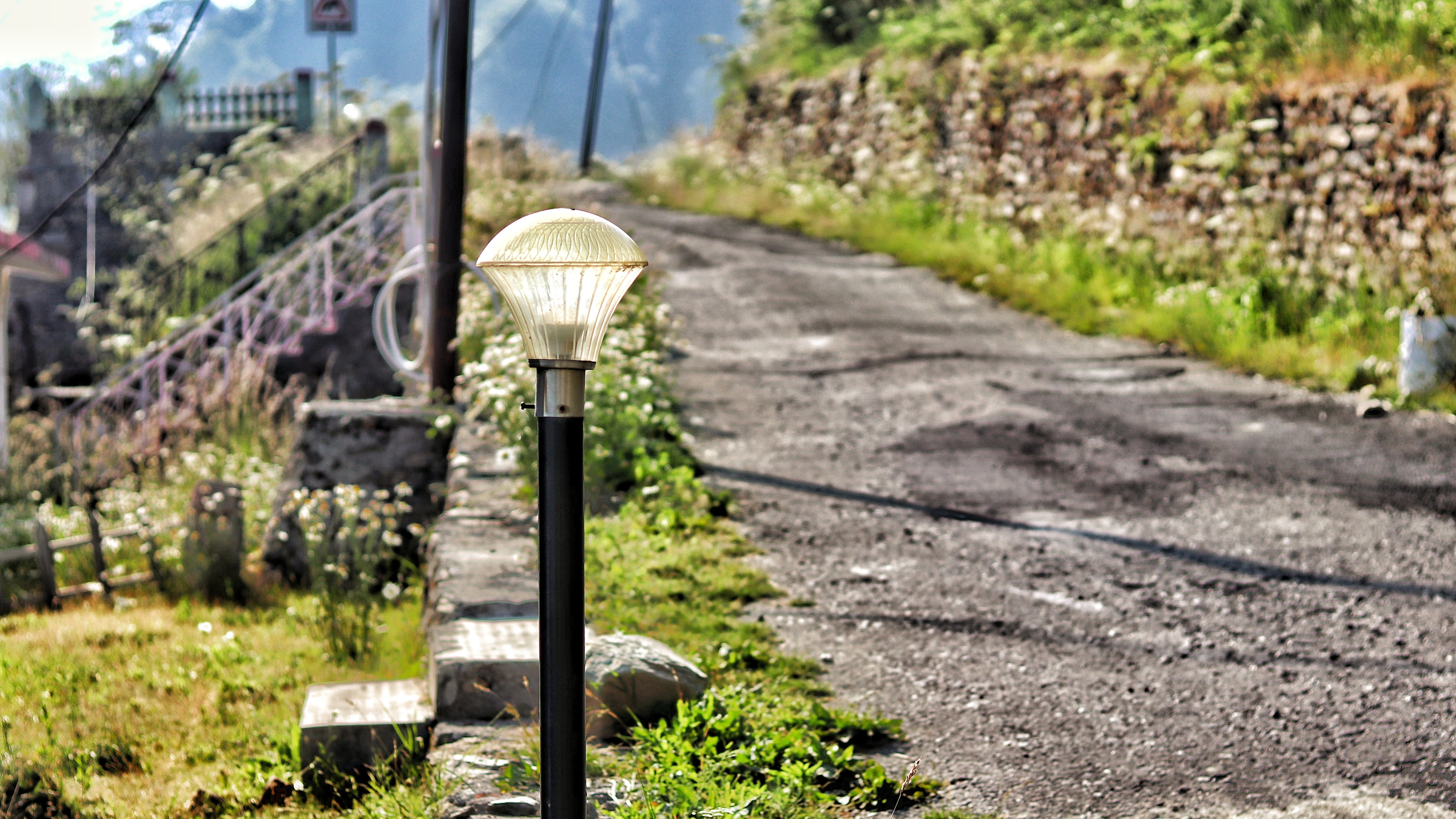 Mountain road, Mukteshwar