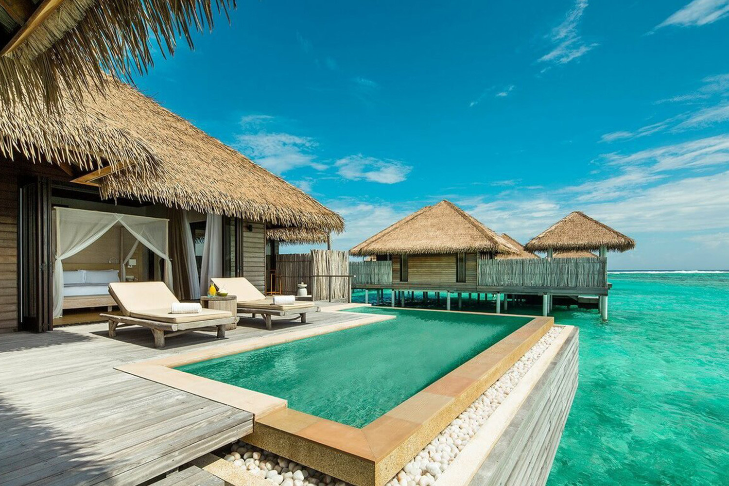 Embudu Village-4 Nights