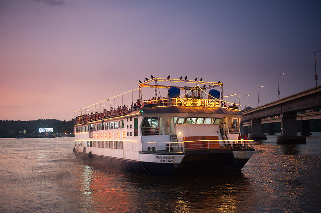 Mandovi river cruise