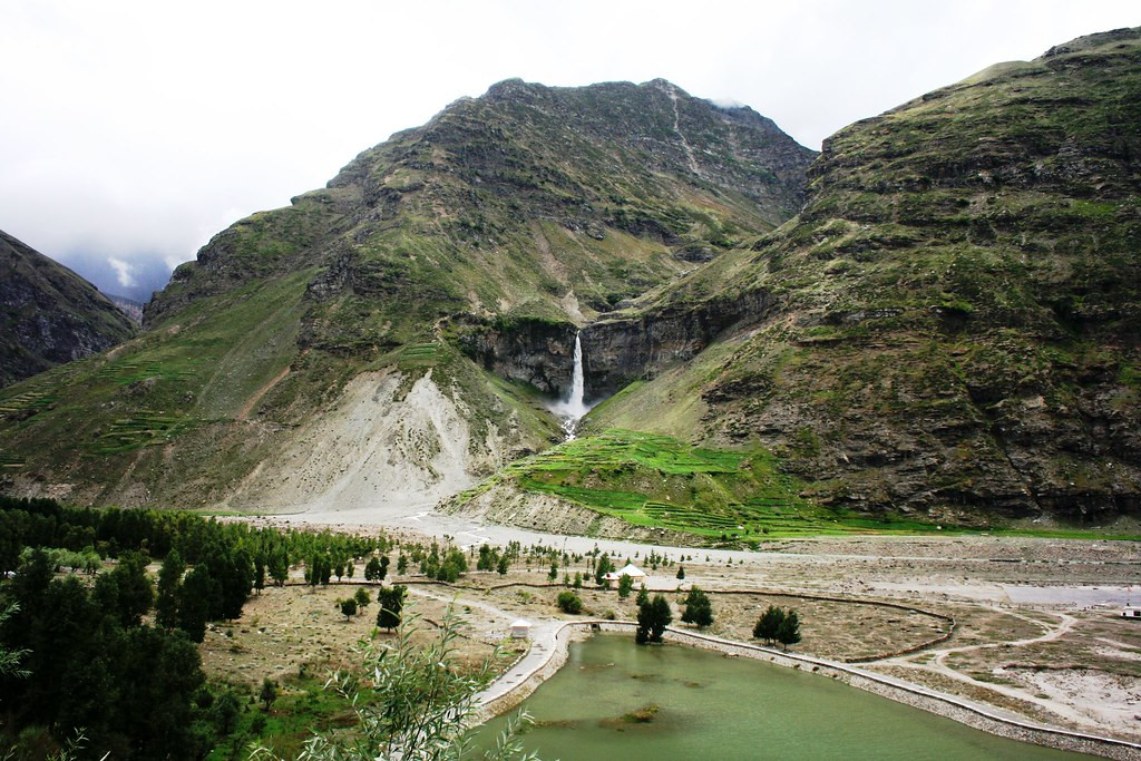 Sissu Waterfall