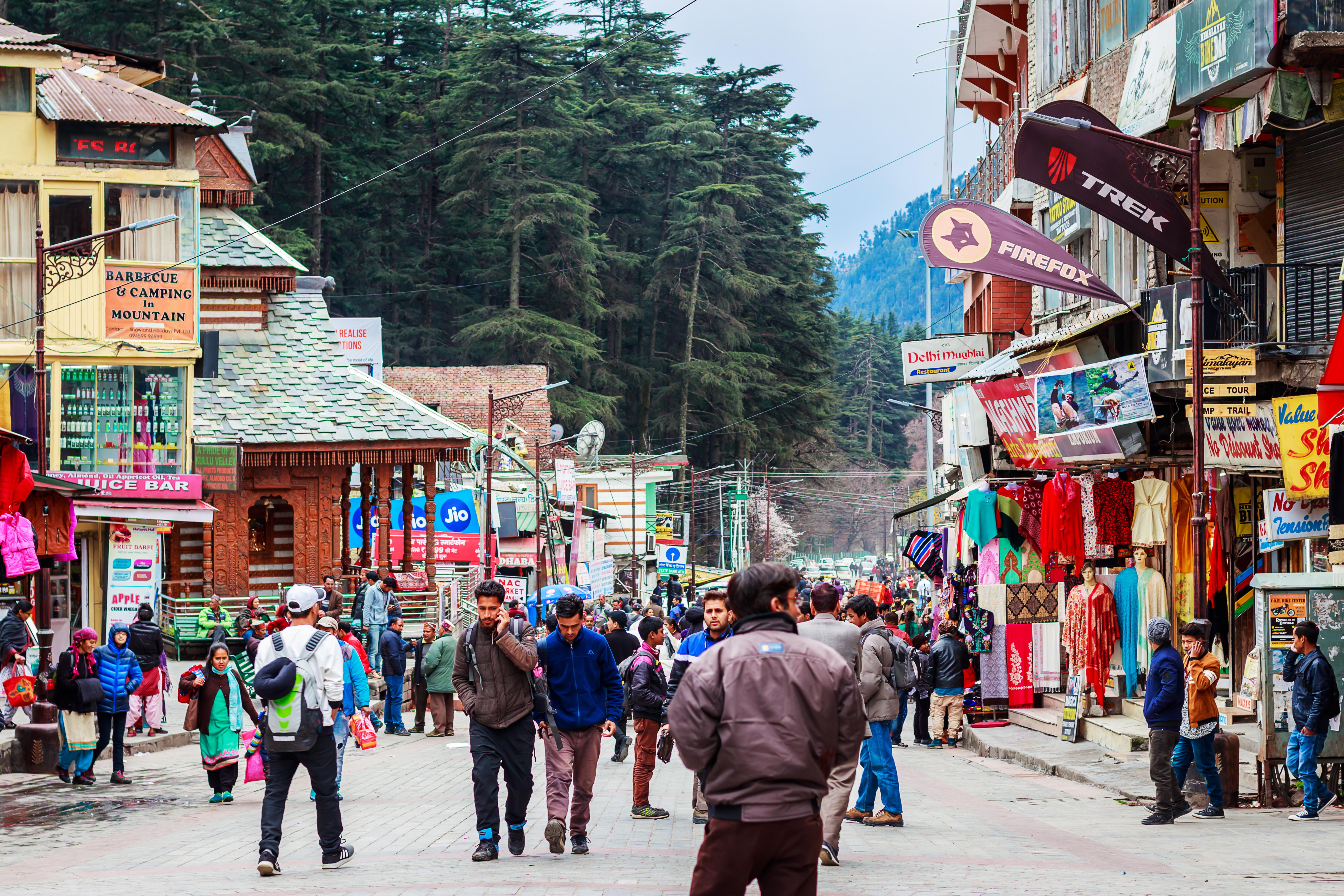 Mall Road, Manali